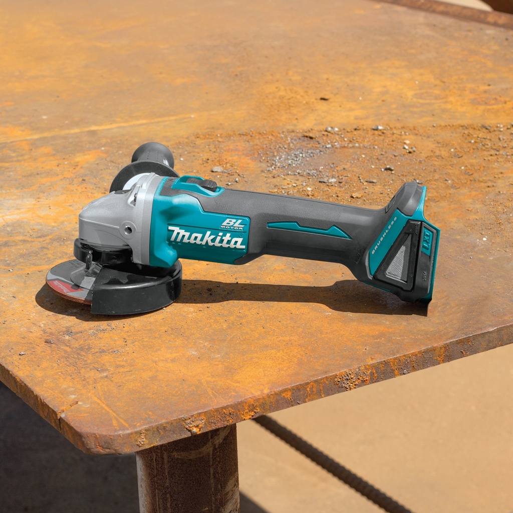 MAKITA XAG04Z 18V LXT® Lithium‑Ion Brushless Cordless 4‑1/2” and 5" Cut‑Off Angle Grinder - Tool Only